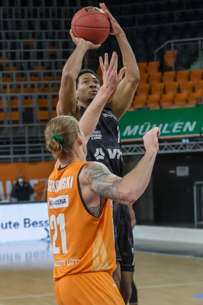 我们可以通 我们可以通